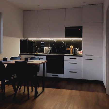 Luxury Apartments Bernardynska Domek 1 , 2 Κίελτσε Εξωτερικό φωτογραφία